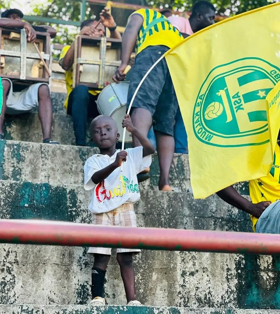 IDRISSA CONTE SYMBOLE DU NOUVEAU TYPE DE SUPPORTER DE  L&rsquo;AS KALOUM