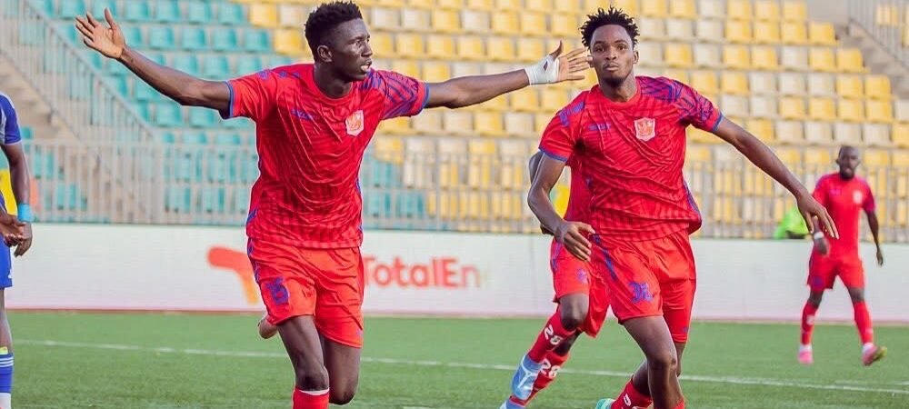 TOUS UNIS DERRIÈRE LES MATAMKAS